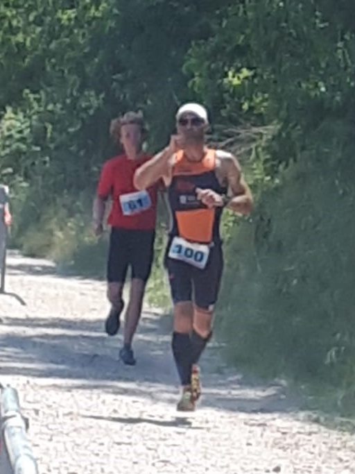 Deze afbeelding heeft een leeg alt-atribuut; de bestandsnaam is tanis-triathlon-4-edited.jpg